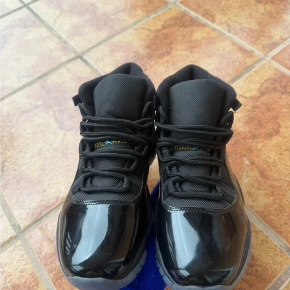 Size 8.5 Men’s And Women’s 10- Jordan Retro 11 Gamma Blue 2025 Athletic Shoes - Picture 5 of 8